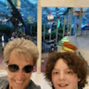 Meet your Posher, Cathy